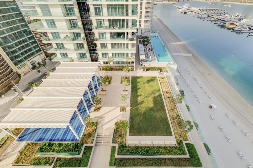 Lux Bnb I Sun Rise Bay I Palm & Sea View Appartement Dubai Buitenkant foto